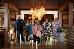 Svadba na Bahamách (2025)_Image2