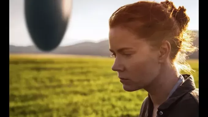 Arrival [Prvý kontakt] (2016)